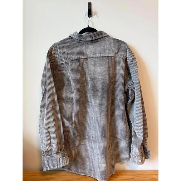 Men's Gray Corduroy Button-Up Shirt Size M - Picture 2 of 4